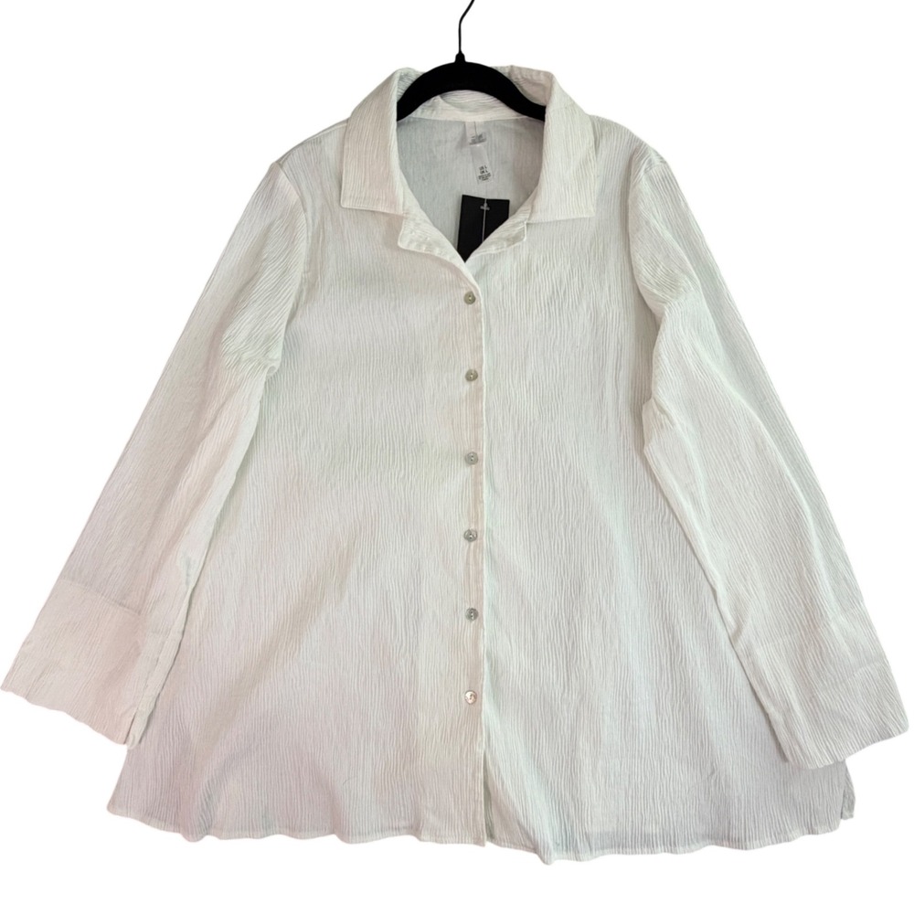 Textured Crinkle Button Front Shirt White Women L Made in USA Vacay Summer